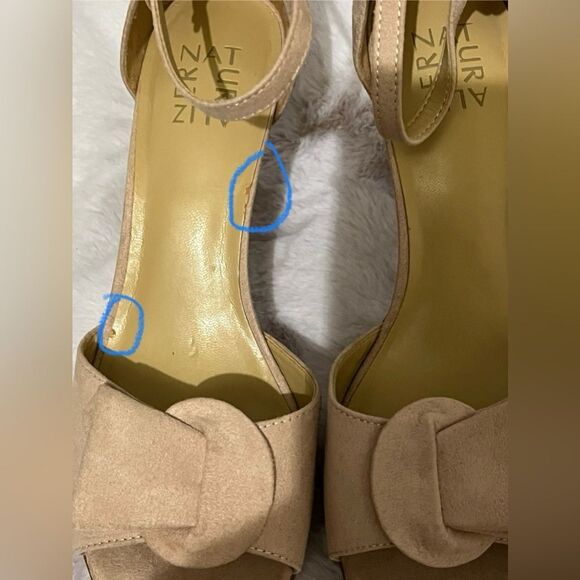 Naturalizer Carla Pink Buckle Sandals 3.5” Heels. Silver Buckle Size 10 NWOB - Picture 2 of 9